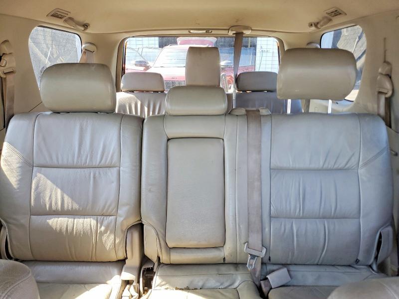 2005 Toyota Sequoia SR5