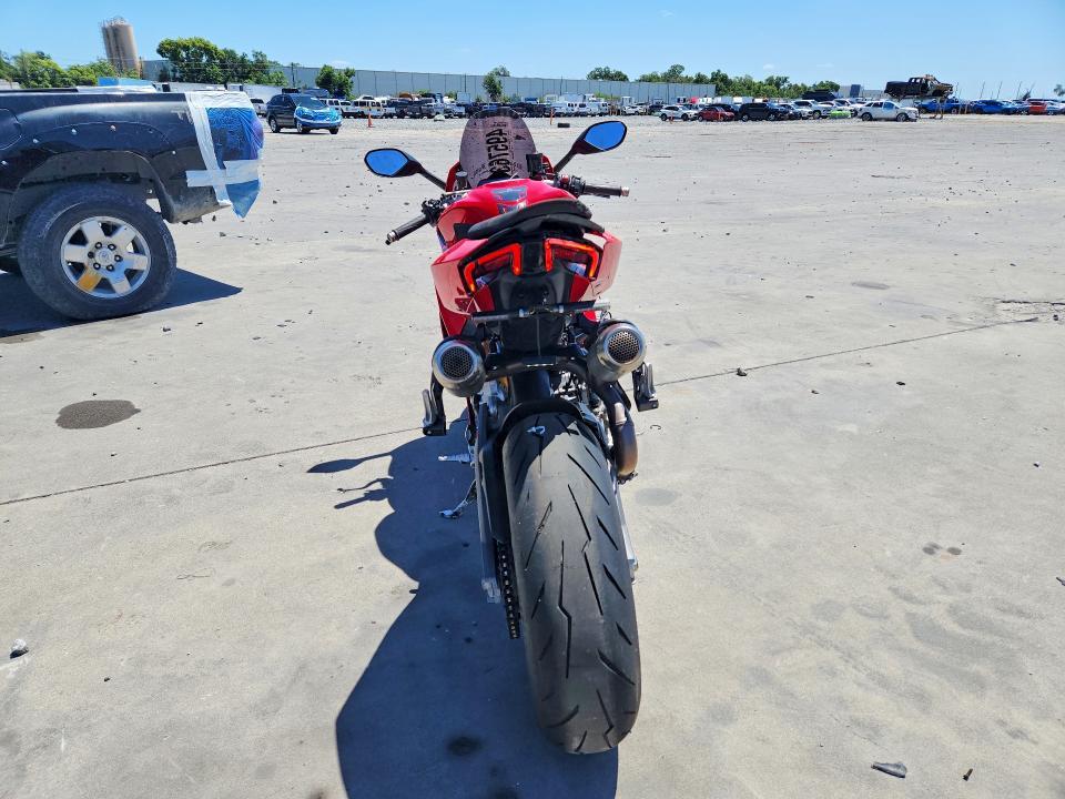 2026 Ducati Panigale V2