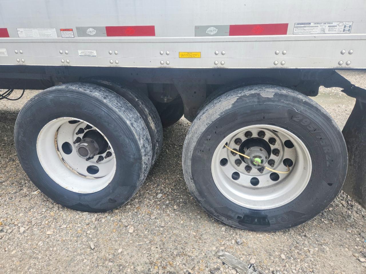 2019 Utility VS2DX DRY Van Trailer