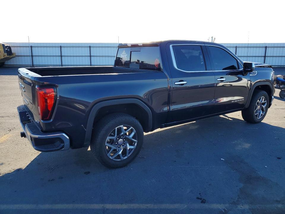 2023 GMC Sierra K1500 SLT