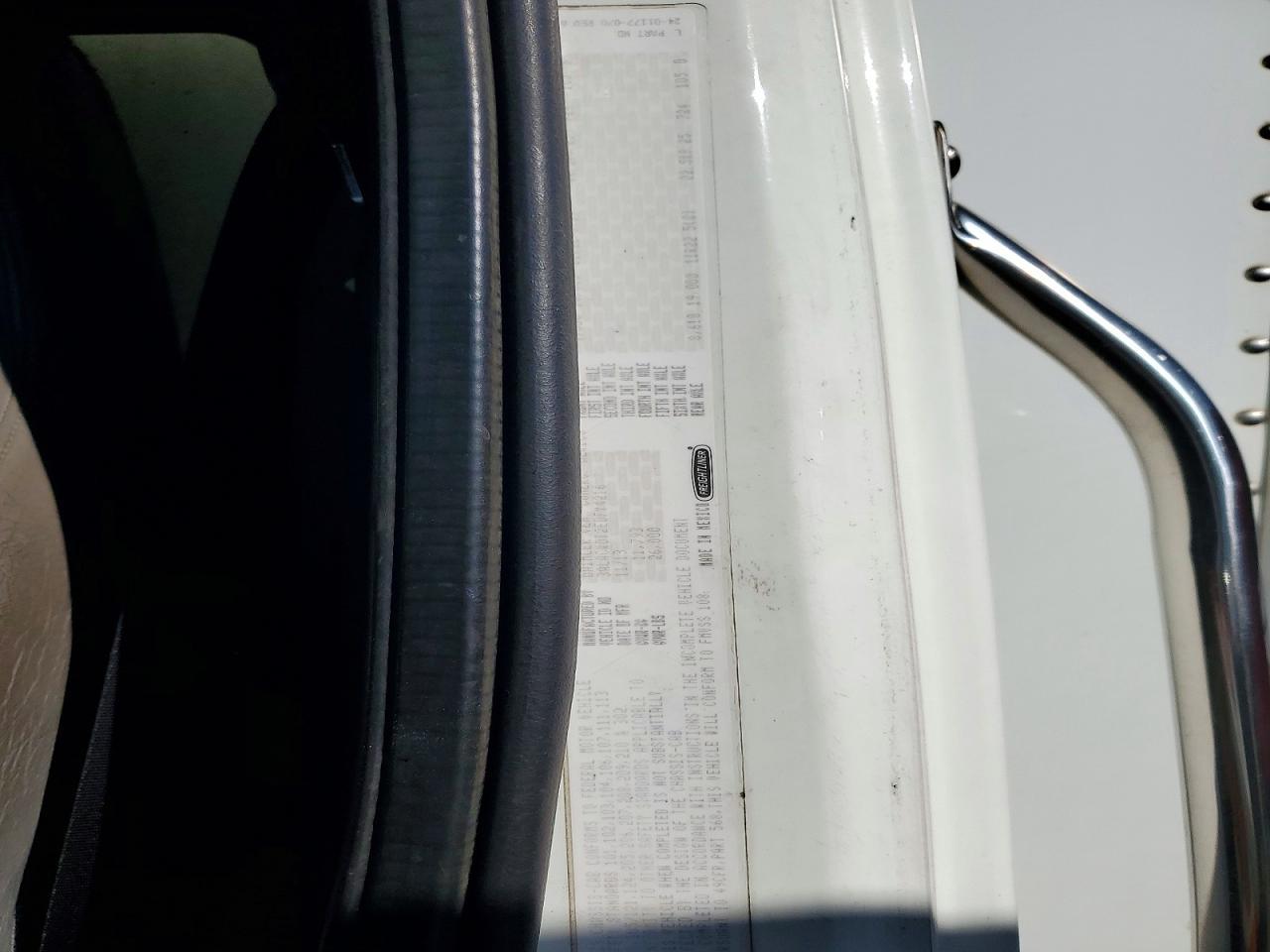 2014 Freigliner 2014 Freightliner Business Class M2 BOX Truck