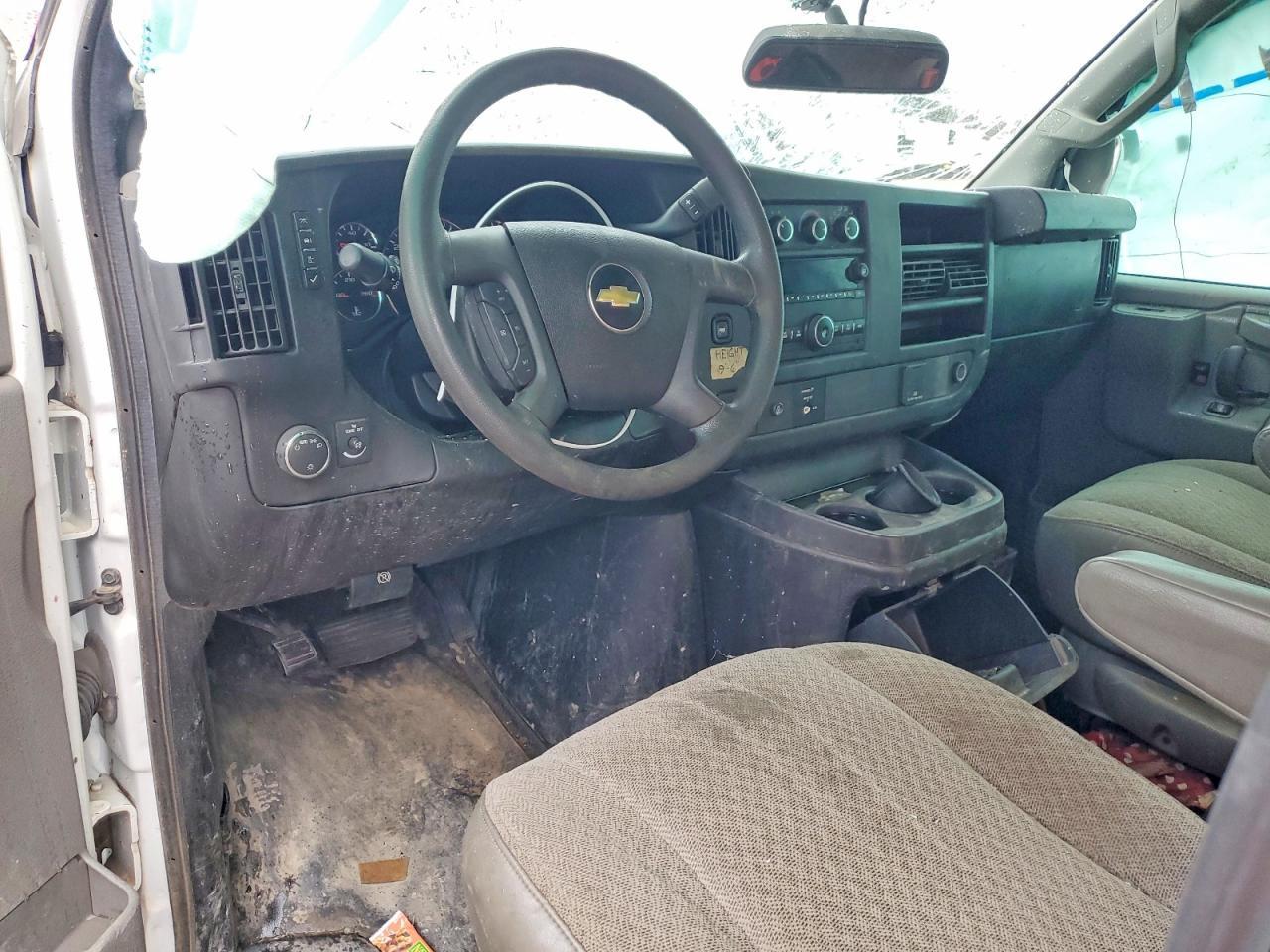 2017 Chev Rolet Express Delivery Truck