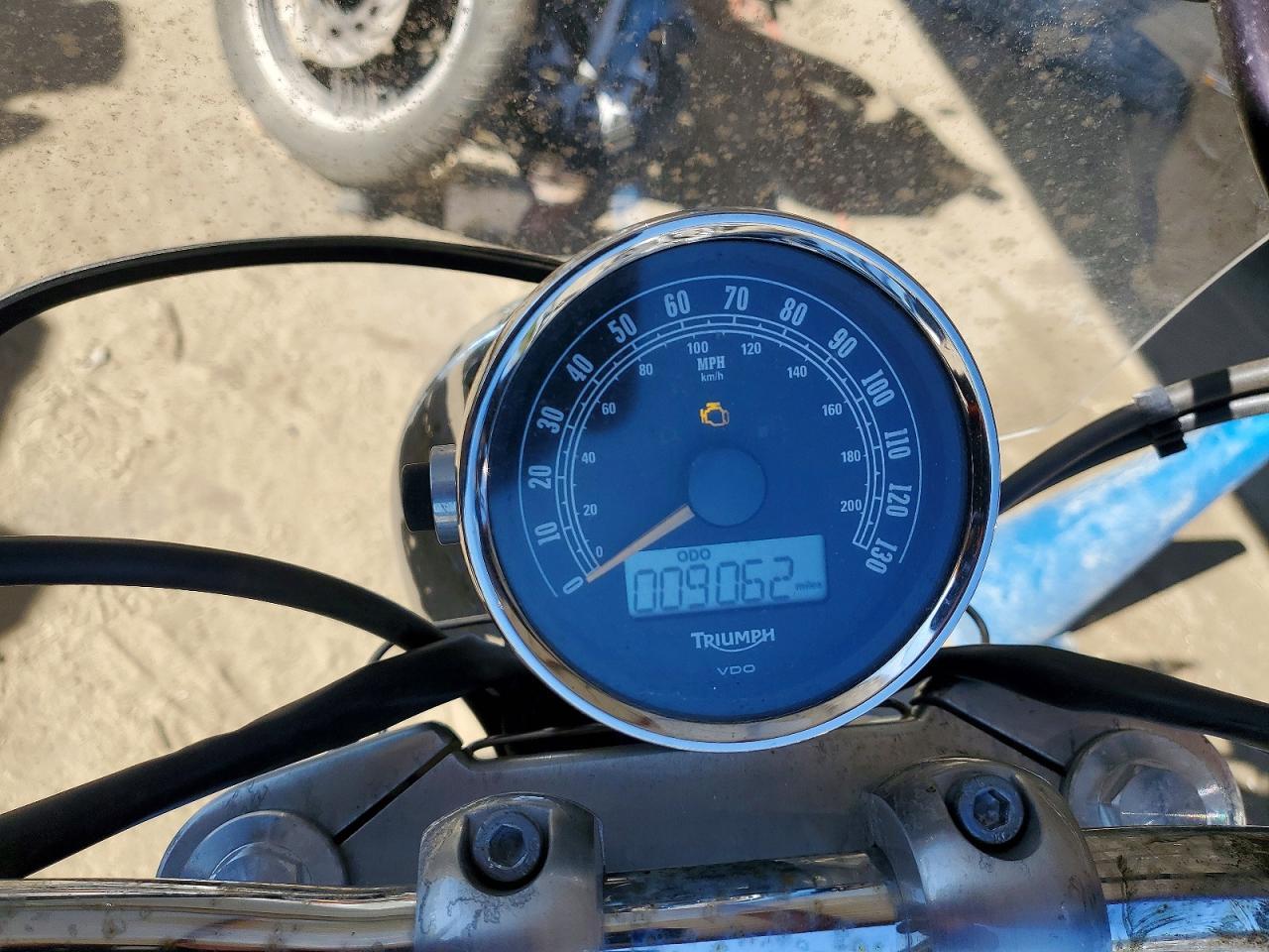 2010 Triumph America