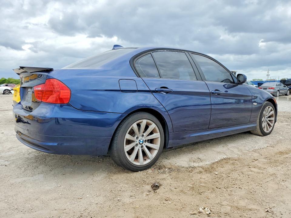 2011 BMW 328 i
