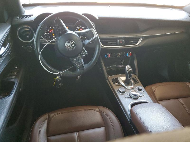 2022 Alfa Romeo Stelvio ti