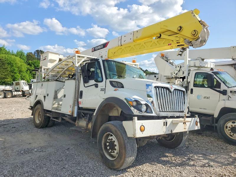 2017 International 7300 Bucket Truck