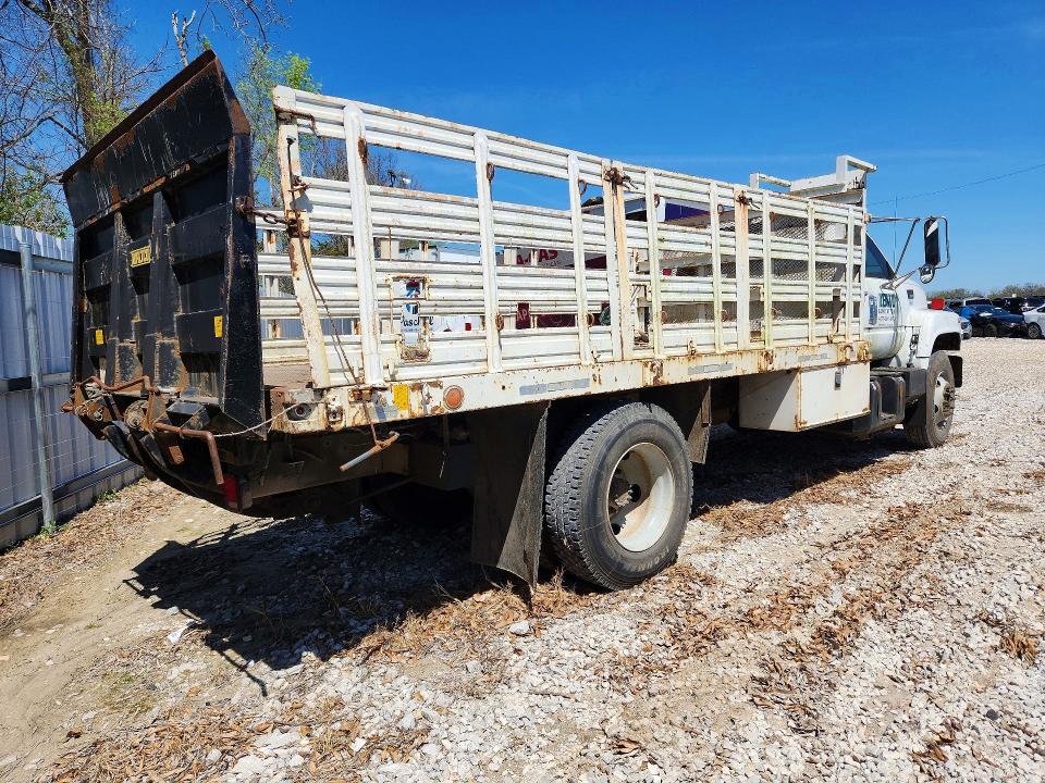 2000 Chevrolet C-SERIES C7H042
