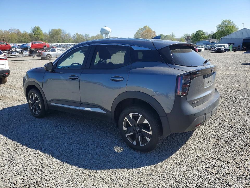2025 Nissan Kicks sv