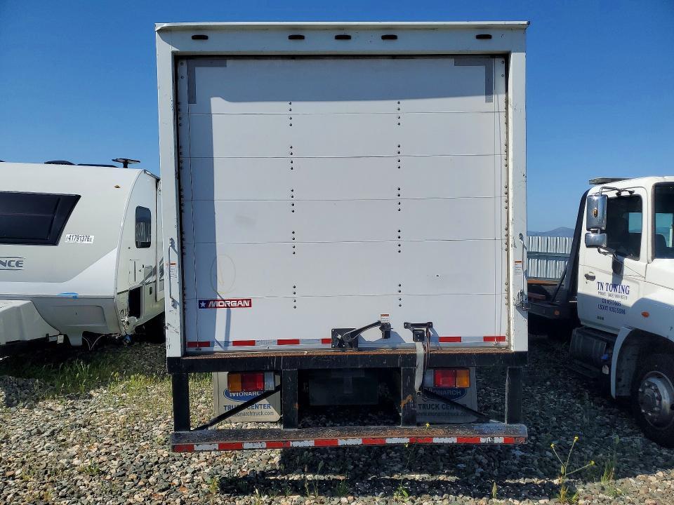 2018 Isuzu NPR