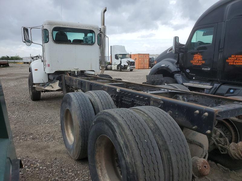 2022 Peterbilt 348-Packer Garbage Truck