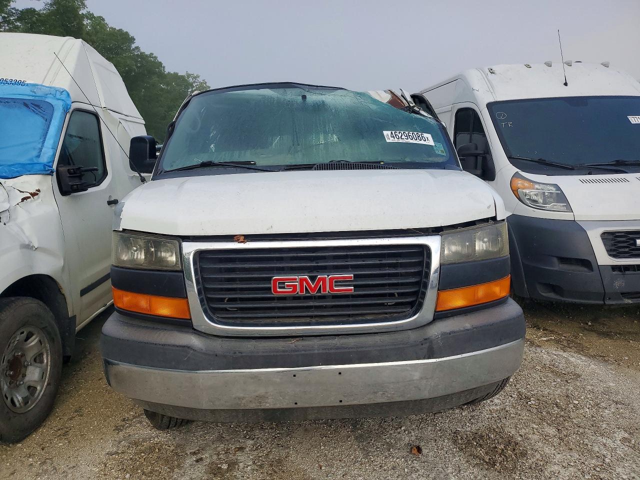 2011 GMC Savana G3500