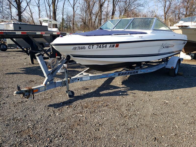 2000 STR Boat