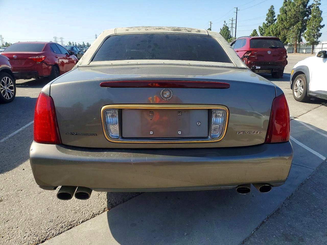 2000 Cadi Deville