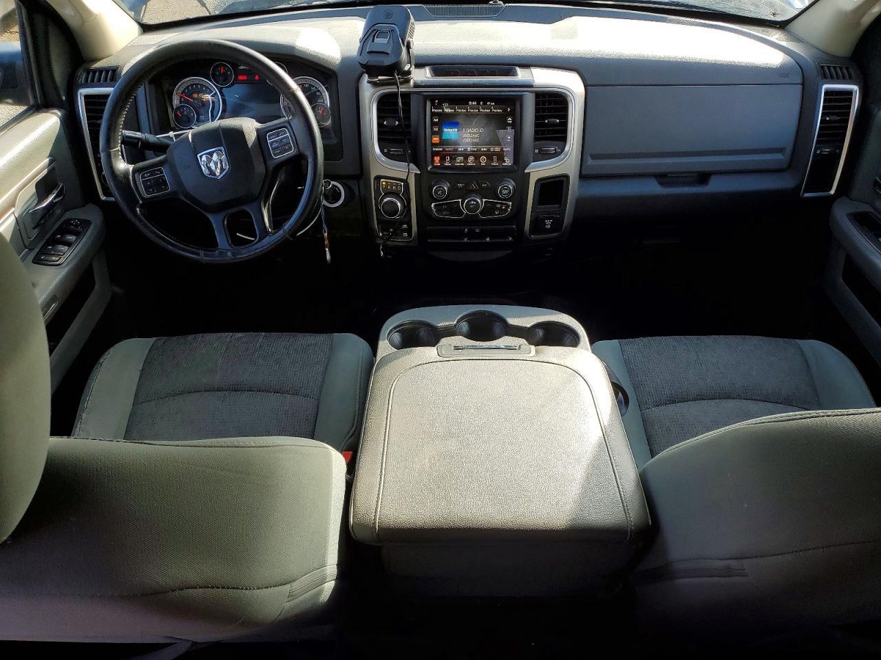 2015 Dodge RAM 1500 SLT