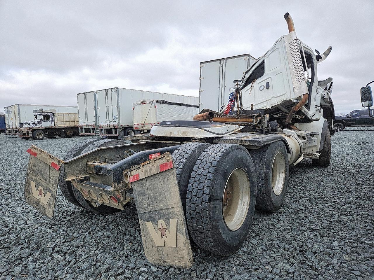 2023 Daim Freightlin