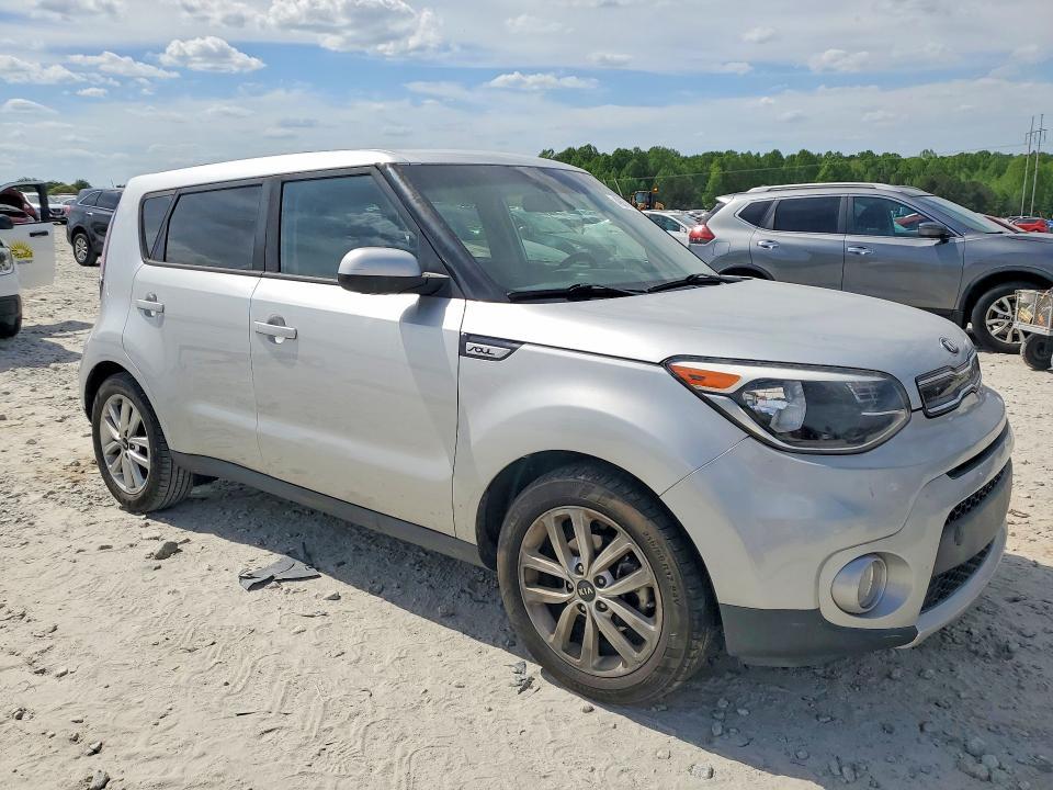 2017 KIA Soul +