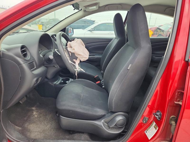2015 Nissan Versa 1.6 s Plus