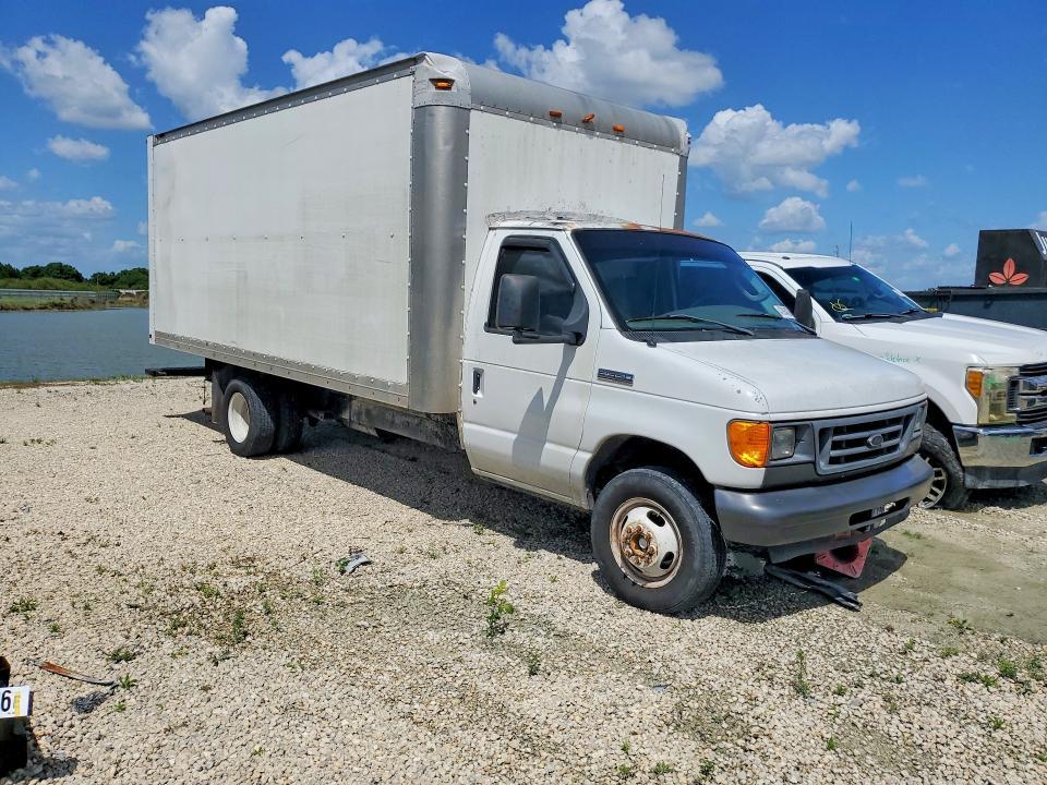 2006 Ford E350 BOX Truck