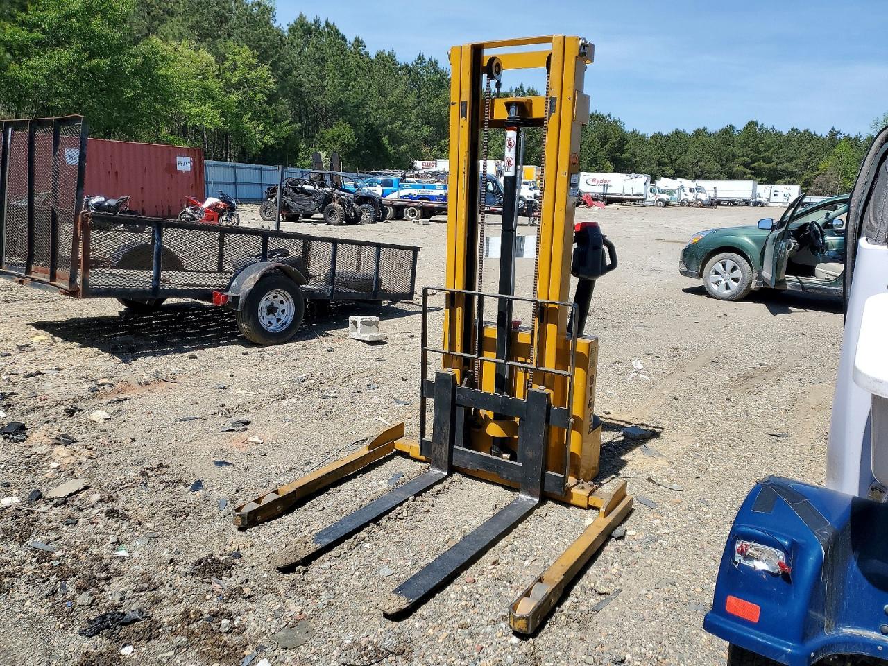 2012 Big Joe S22-116 Pallet Jack