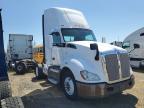 2016 Kenworth T680 Semi Truck