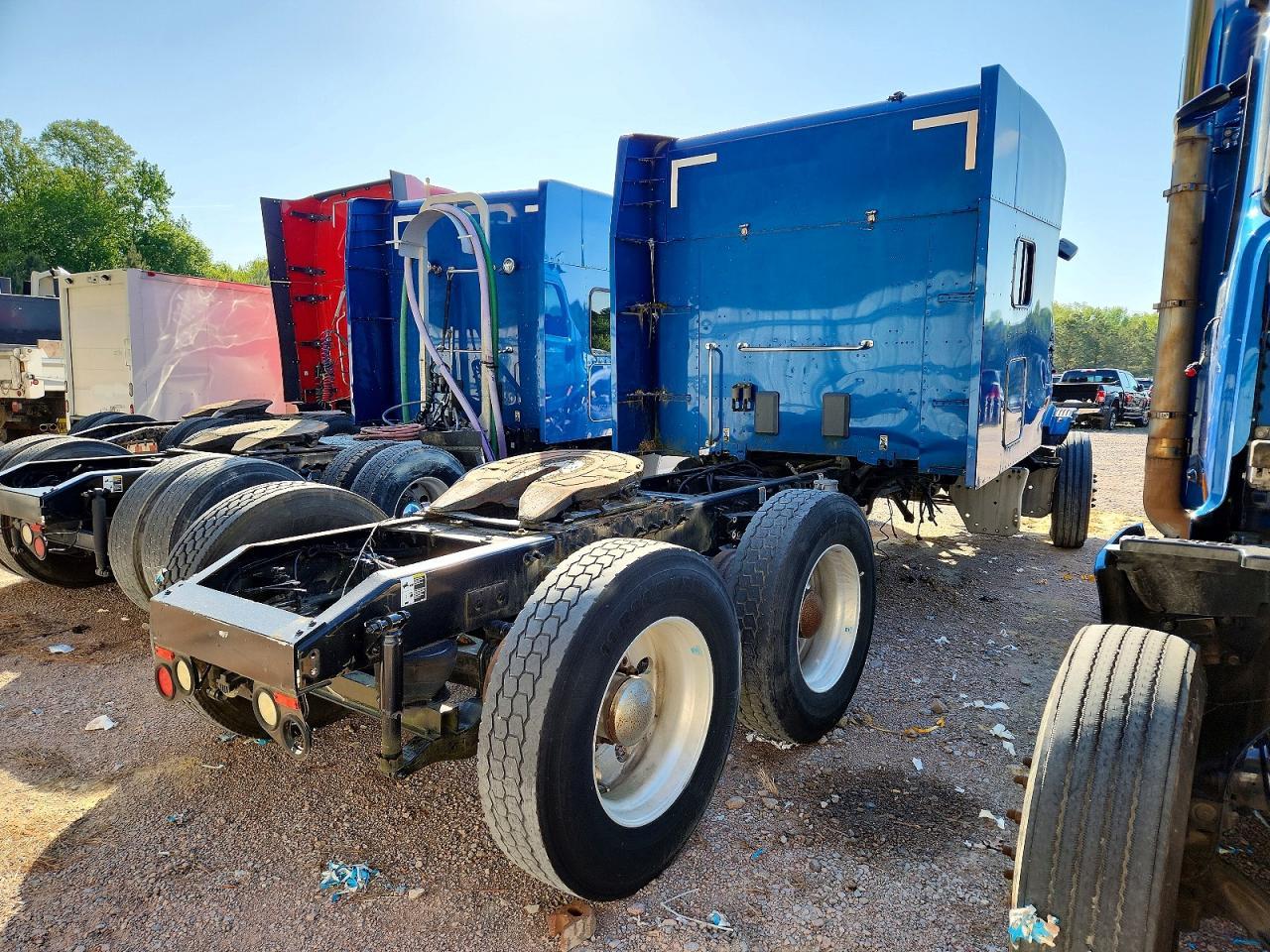 2015 Peterbilt 579 Semi Truck