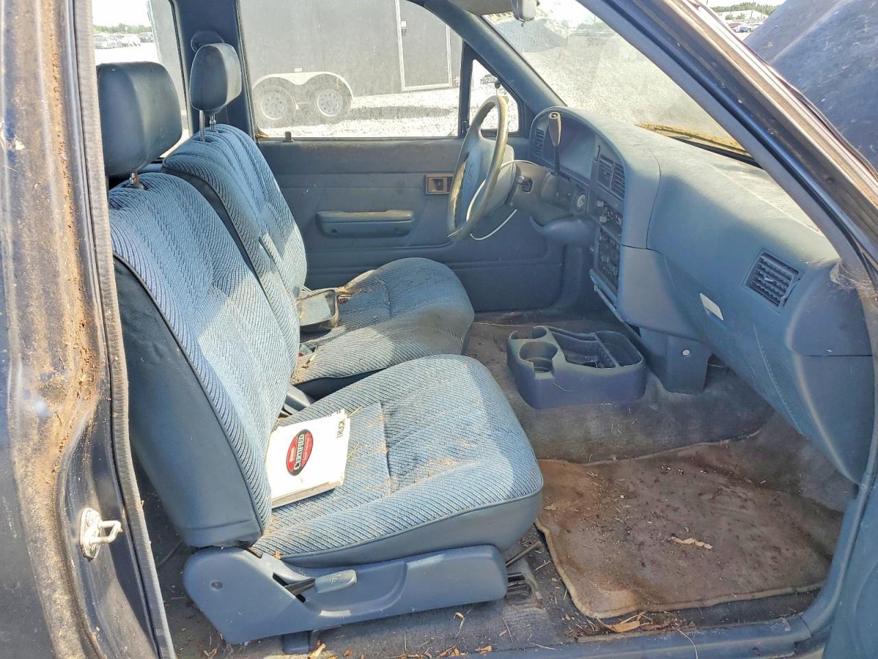 1994 Toyota Pickup DX