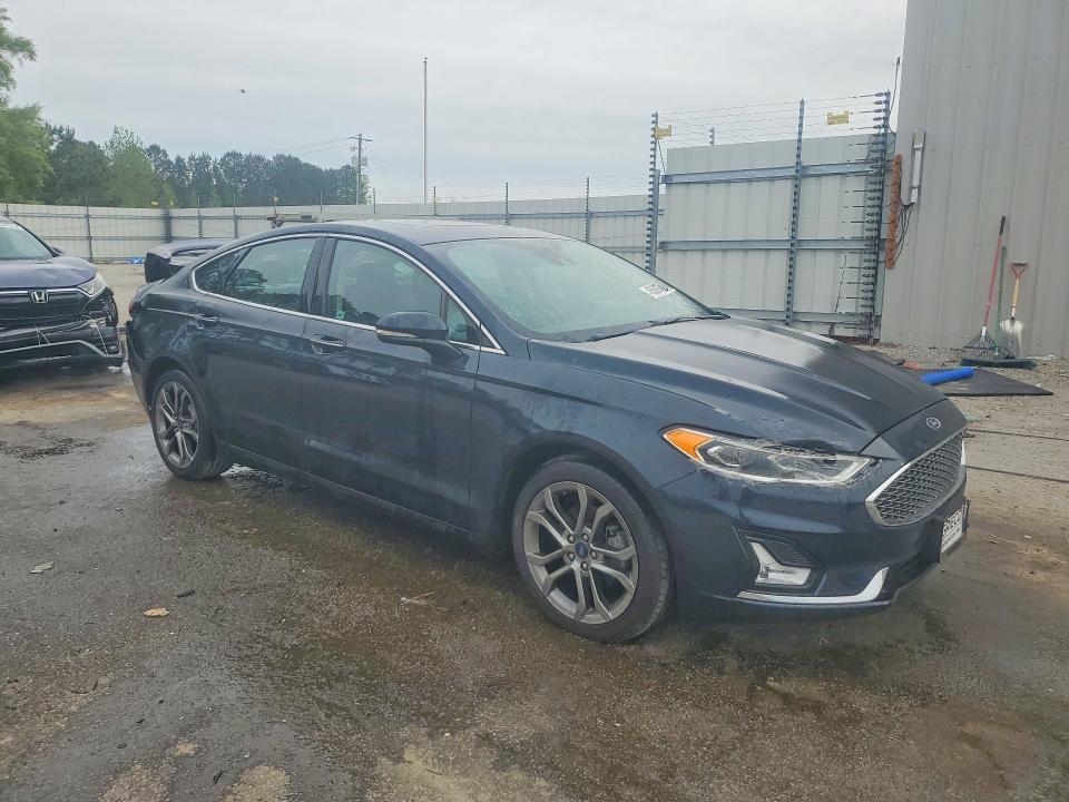2020 Ford Fusion Titanium