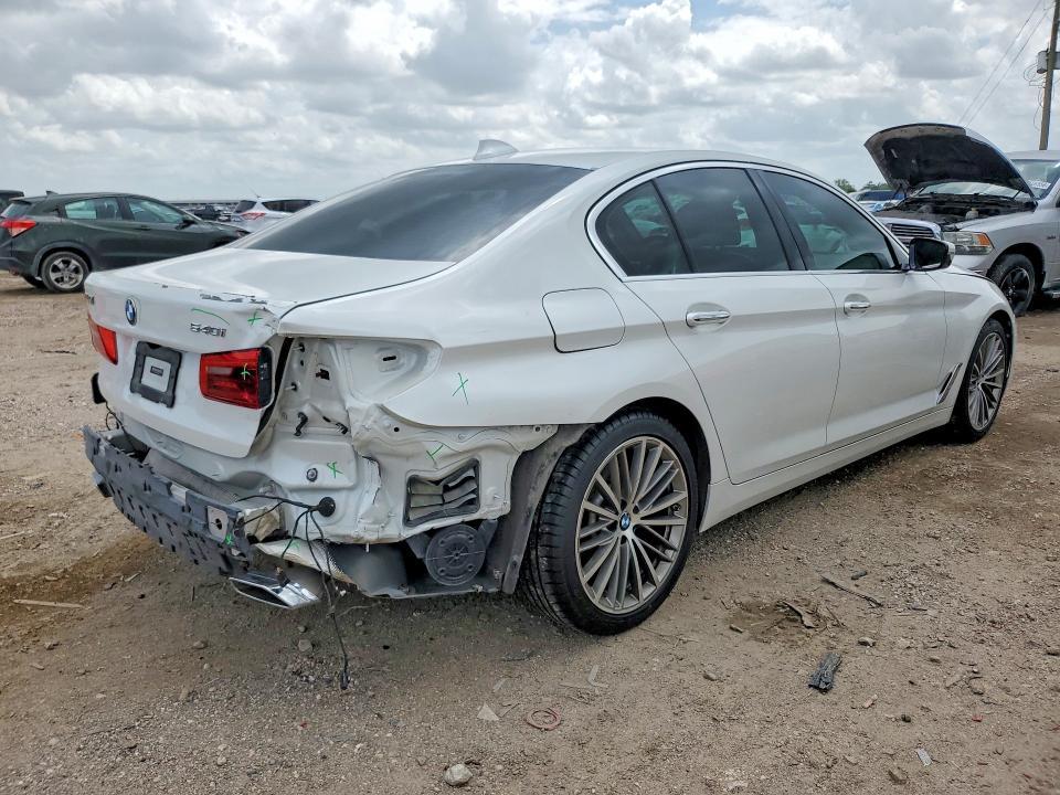 2018 BMW 540 i
