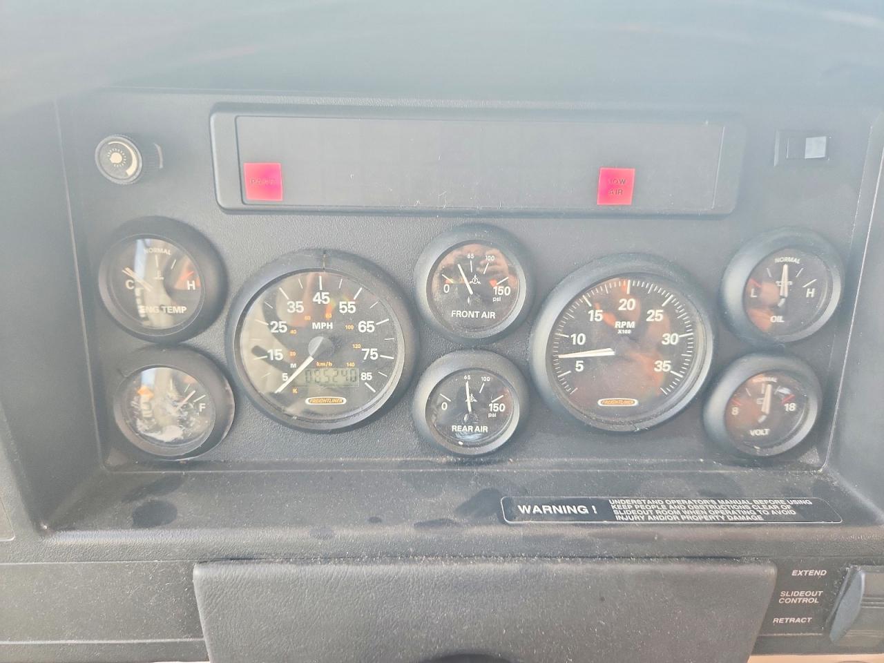 2003 Winnebago Journey RV