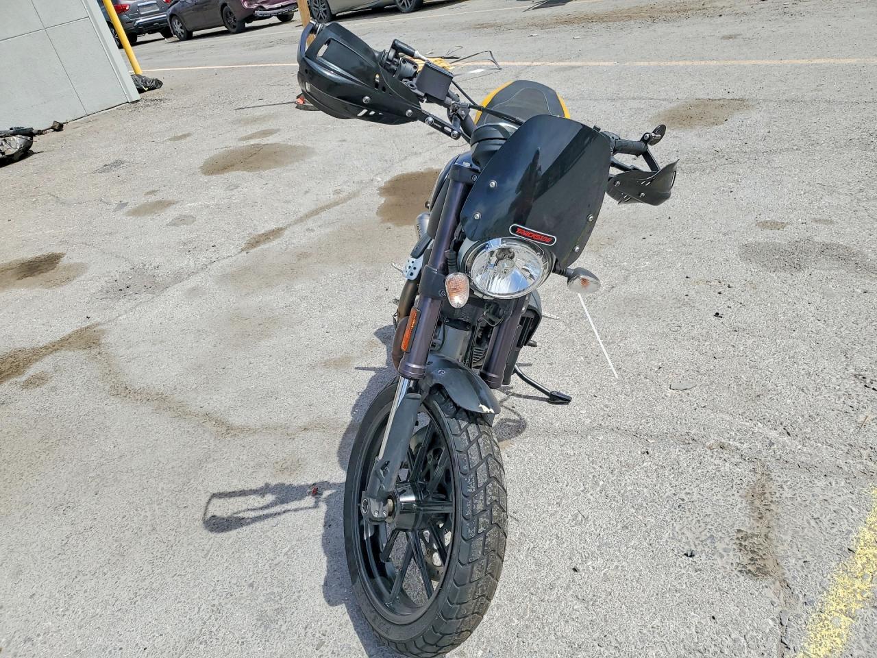 2016 Ducati Scrambler 800