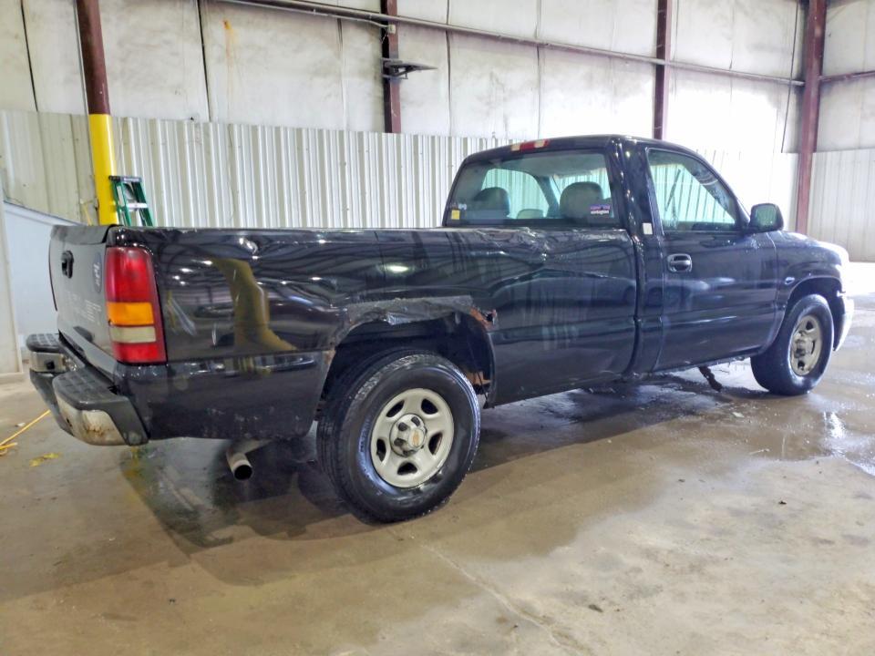2002 Chevrolet Silverado C1500