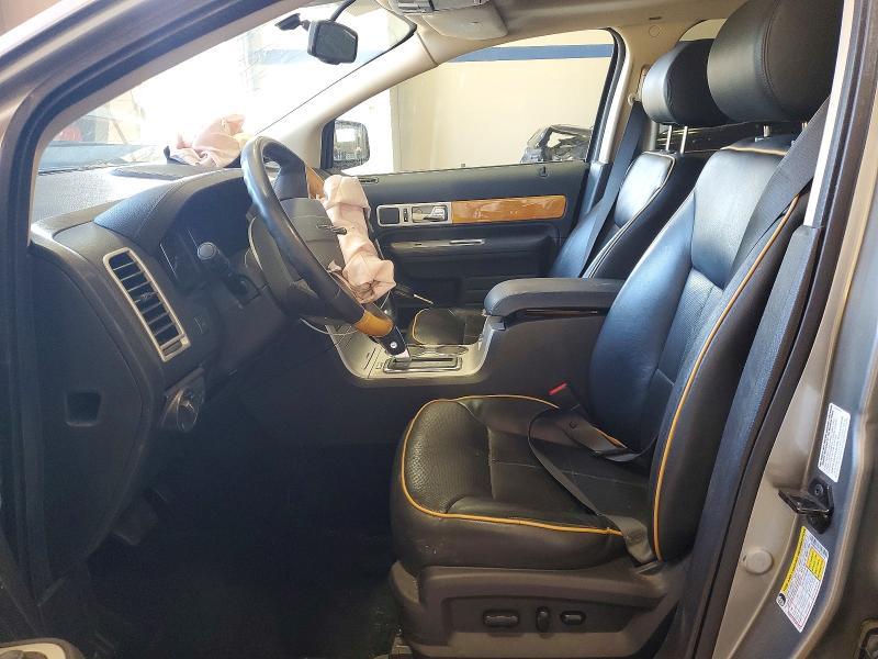 2008 Lincoln Townhouse MKX