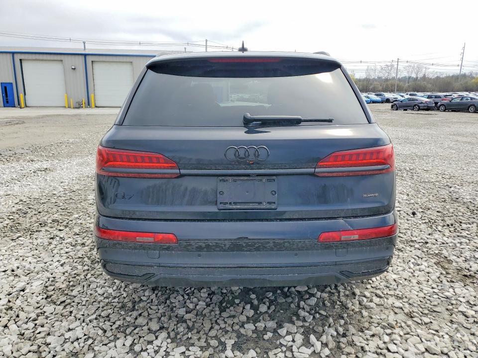 2022 Audi Q7 Prestige