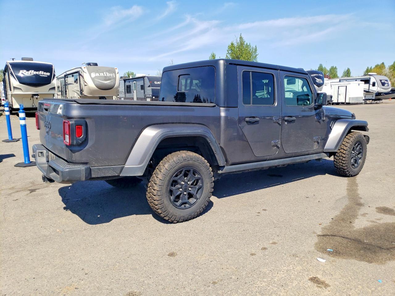 2023 Jeep Gladiator Sport