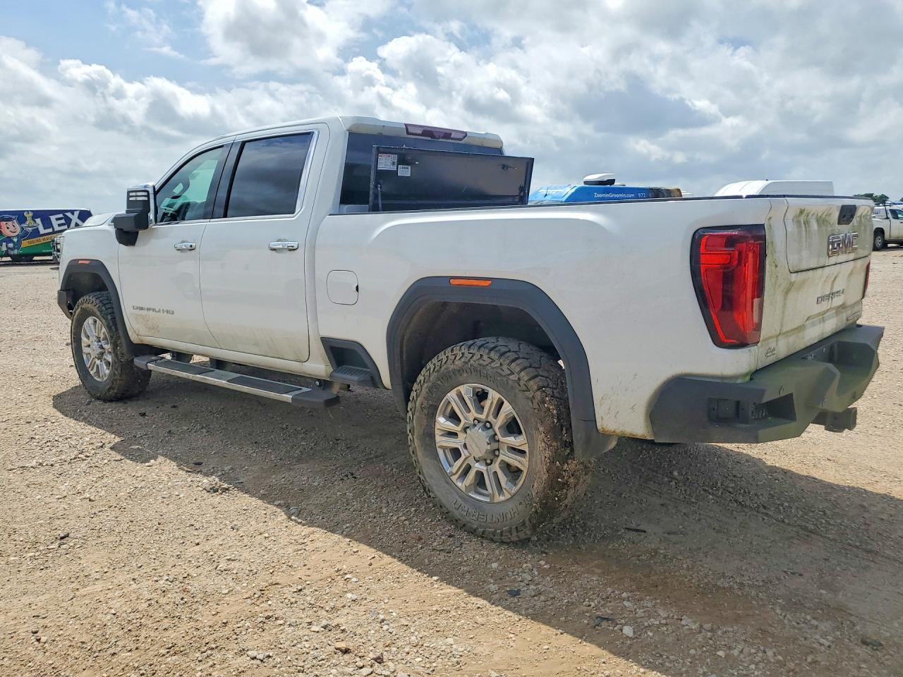 2020 GMC Sierra K2500 Denali