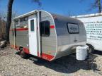 2015 White 2015 Riverside Whitewater Camper