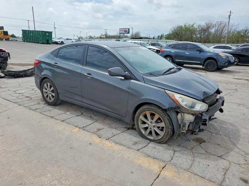 2012 Hyundai Accent gls
