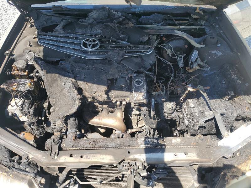 2003 Toyota Camry Solara sle V6