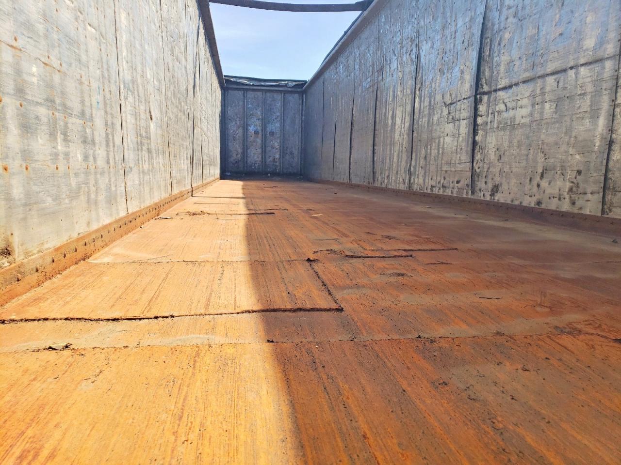 2011 Peerless Walking Floor Trailer