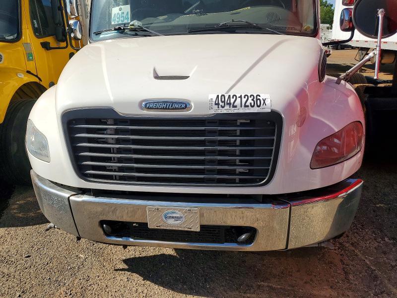 2020 Freigliner 2020 Freightliner Business Class M2 Sweeper Truck