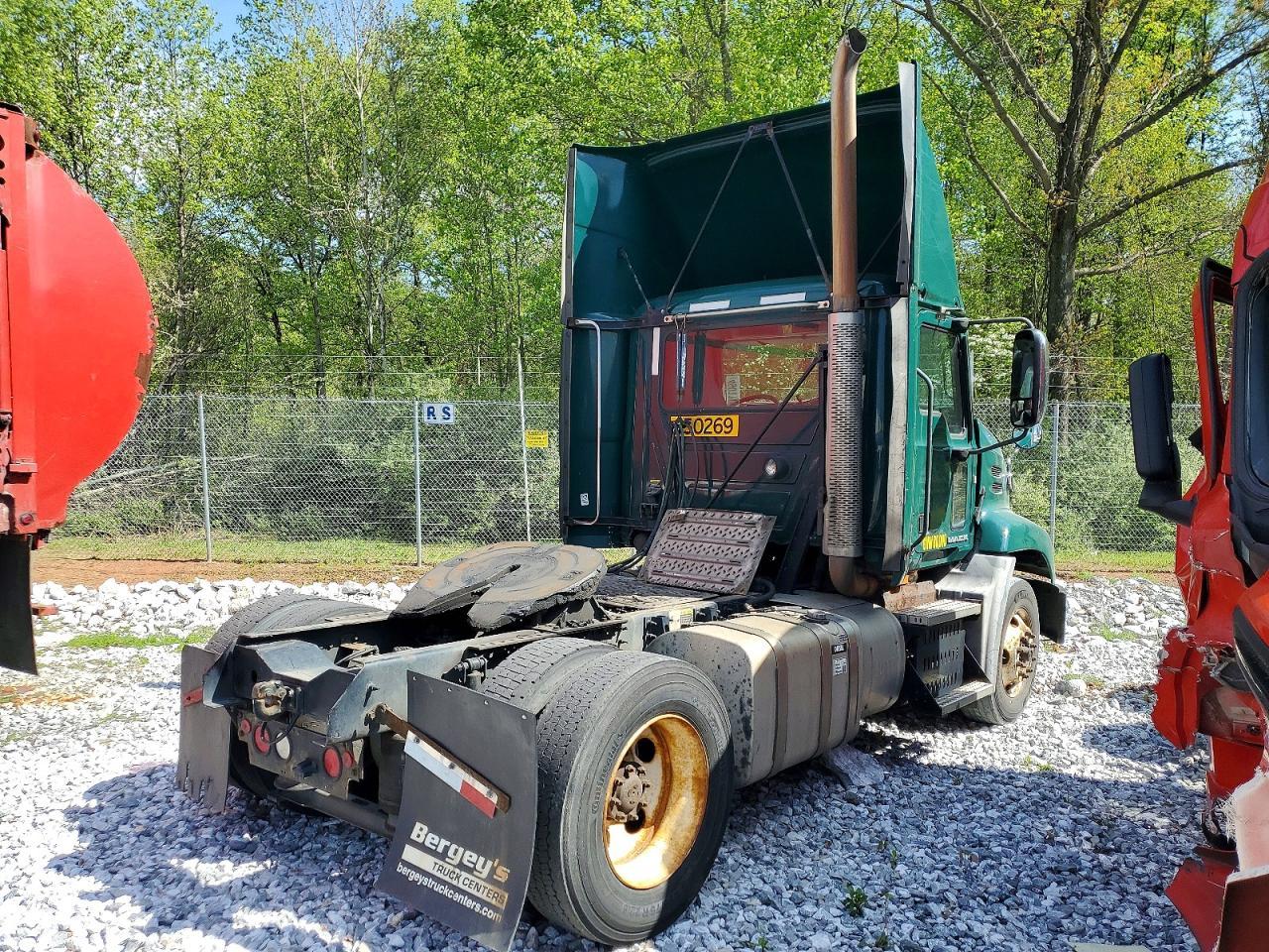 2016 Mack 600 CXU600