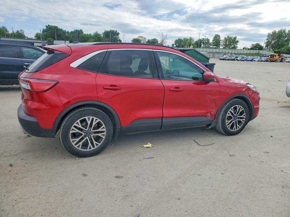 2020 Ford Escape sel