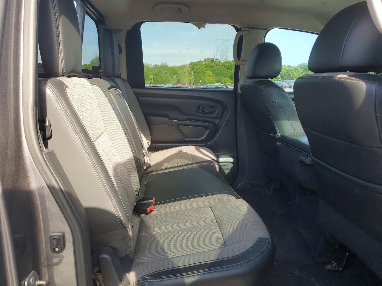 2017 Nissan Titan XD S