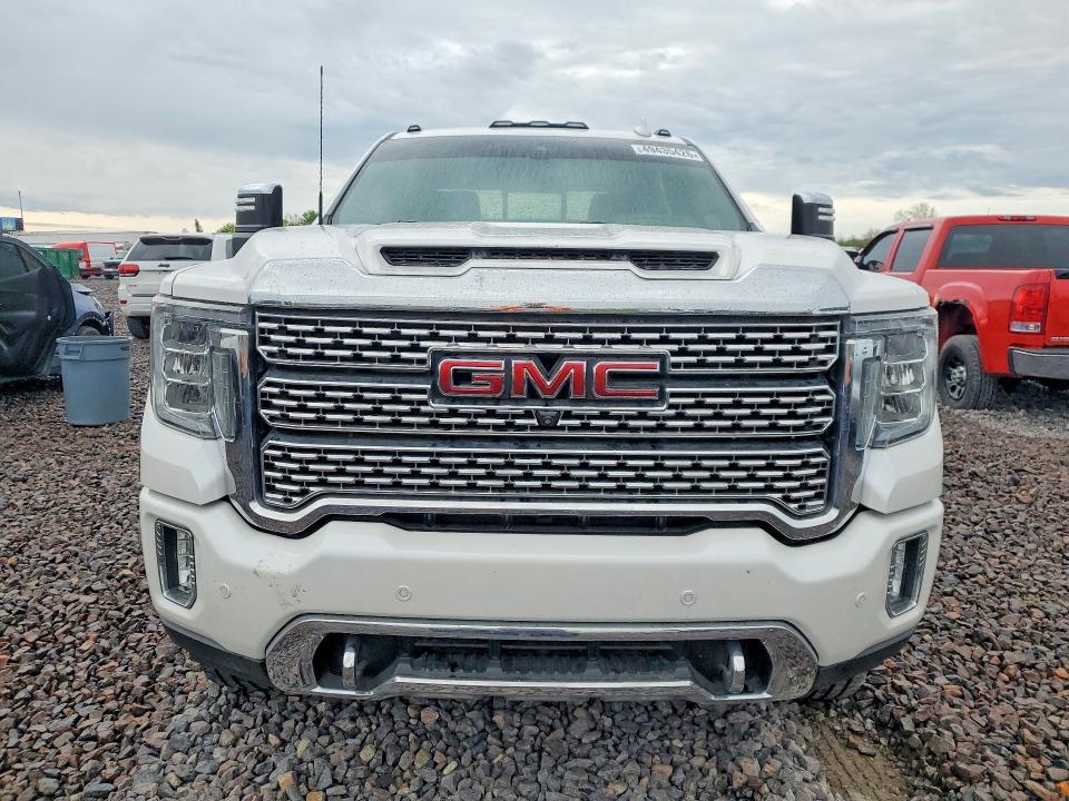 2020 GMC Sierra K2500 Denali