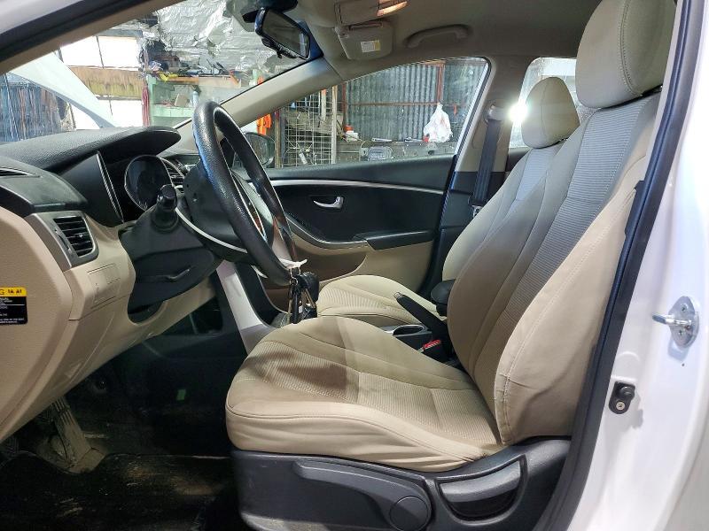 2013 Hyundai Elantra gt Base