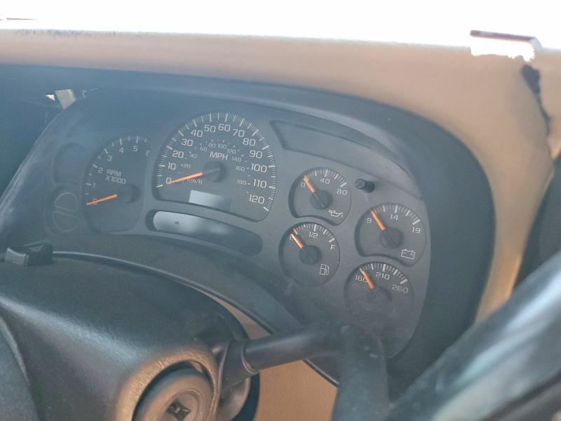 2004 Chevrolet Tahoe C1500