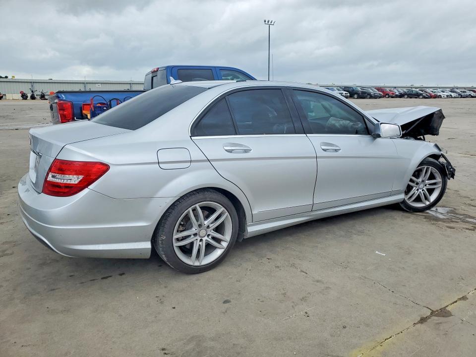 2013 Mercedes-Benz C 250