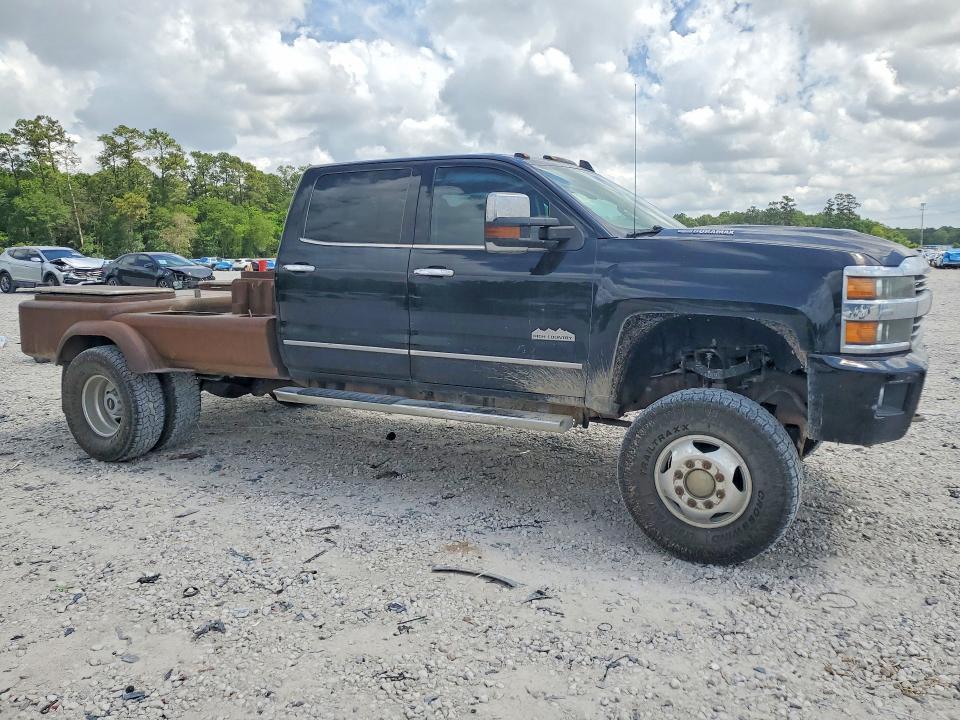 2017 Chevrolet Silverado K3500 High Country