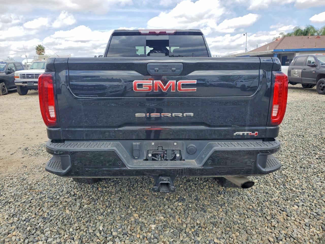 2023 GMC Sierra K2500 AT4