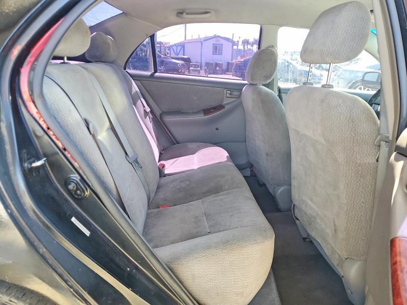 2004 Toyota Corolla le